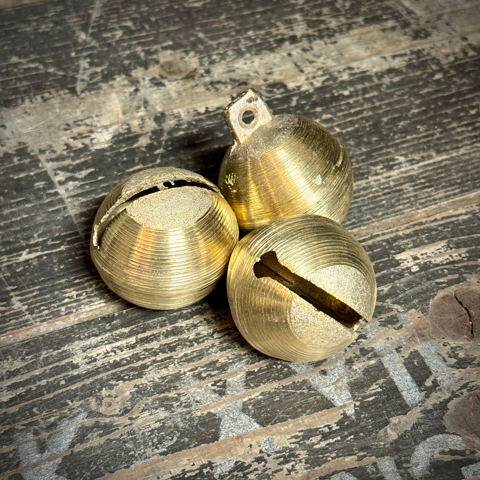 Metallschelle Goldoptik